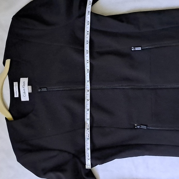 Calvin Klein Invisible Fit Solutions Jacket. Size 4. Black. - Picture 12 of 12